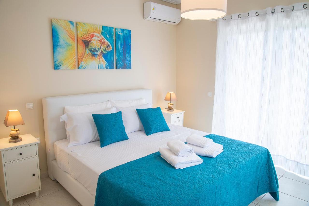 Helios: Charming Beach Home Next To Crystal Waters Néa Mákri المظهر الخارجي الصورة