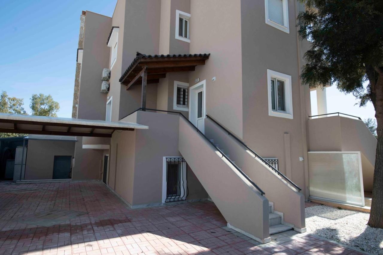 Helios: Charming Beach Home Next To Crystal Waters Néa Mákri المظهر الخارجي الصورة